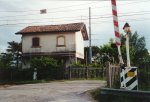 Il passaggio a livello del Borgo Valentini.