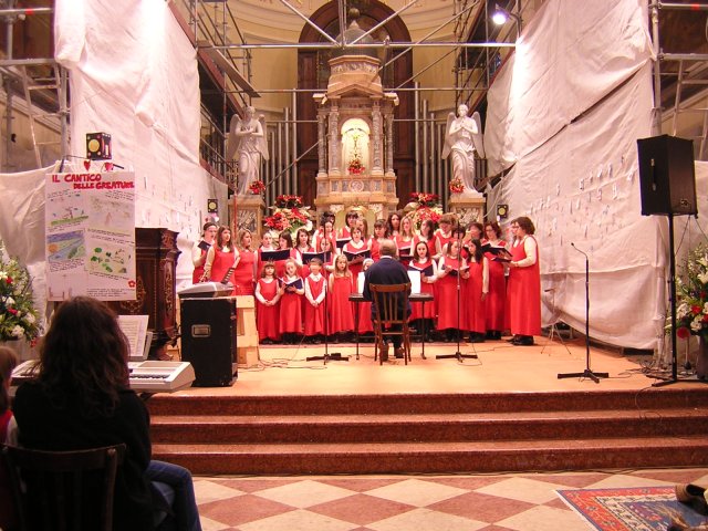 Il Coro Voci Giovani della Parrocchia di Loreggiola