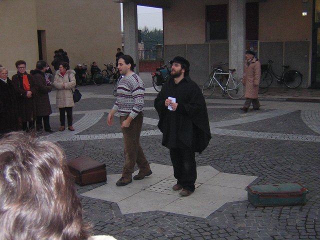 Lo spettacolo  in tema con la festa della Befana