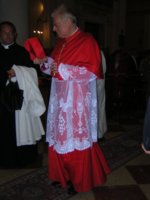 Il Patriarca di Venezia Angelo Card. Scola all'ingresso in chiesa