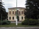 Il vecchio municipio (1934), odierna biblioteca.