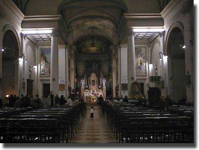 Foto dell'interno della chiesa